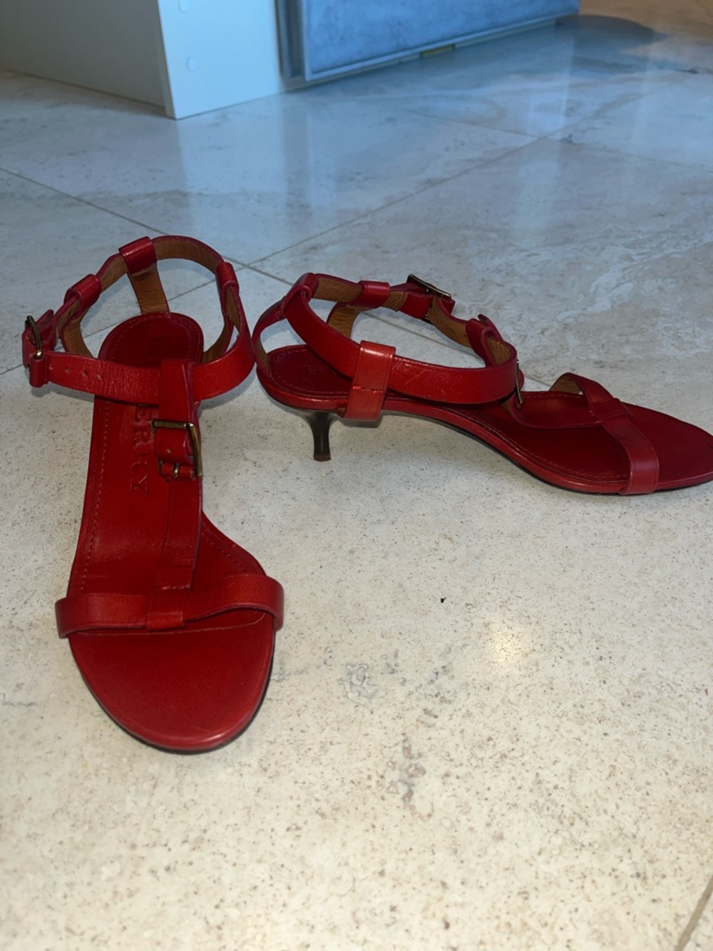 Burberry Red Leather Strappy Kitten Heel Sandals Sz 38 - Picture 10 of 11